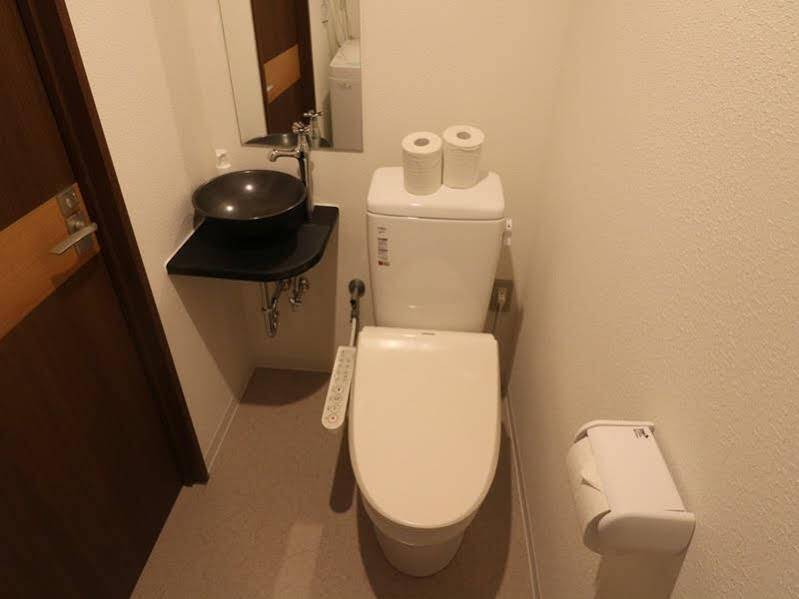 Mr Kinjo Eminence Inn Maejima Tomari Экстерьер фото